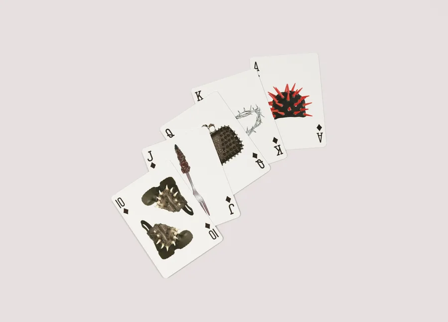 OUTFIT — royal flush spread